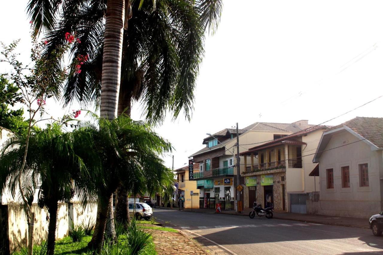 Pousada Alves São Brás do Suaçuí Exterior foto